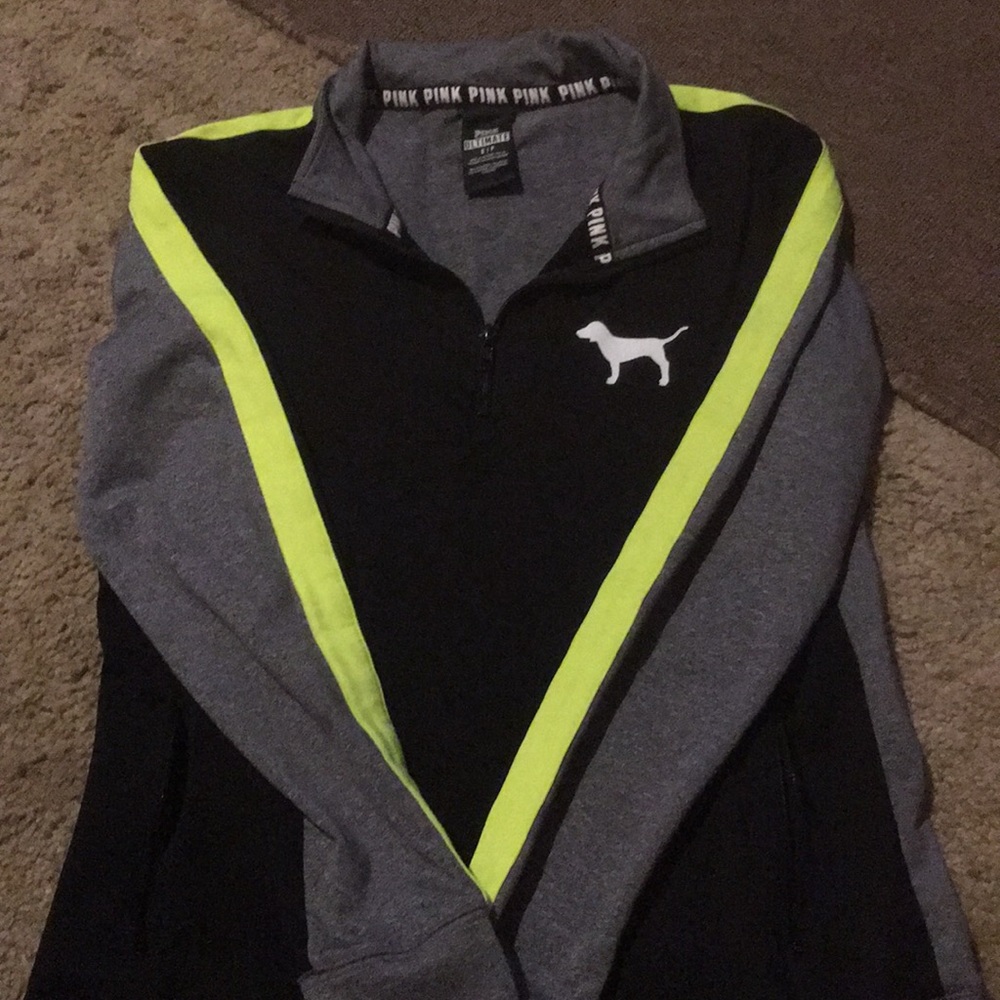 Pink ultimate sweater xs